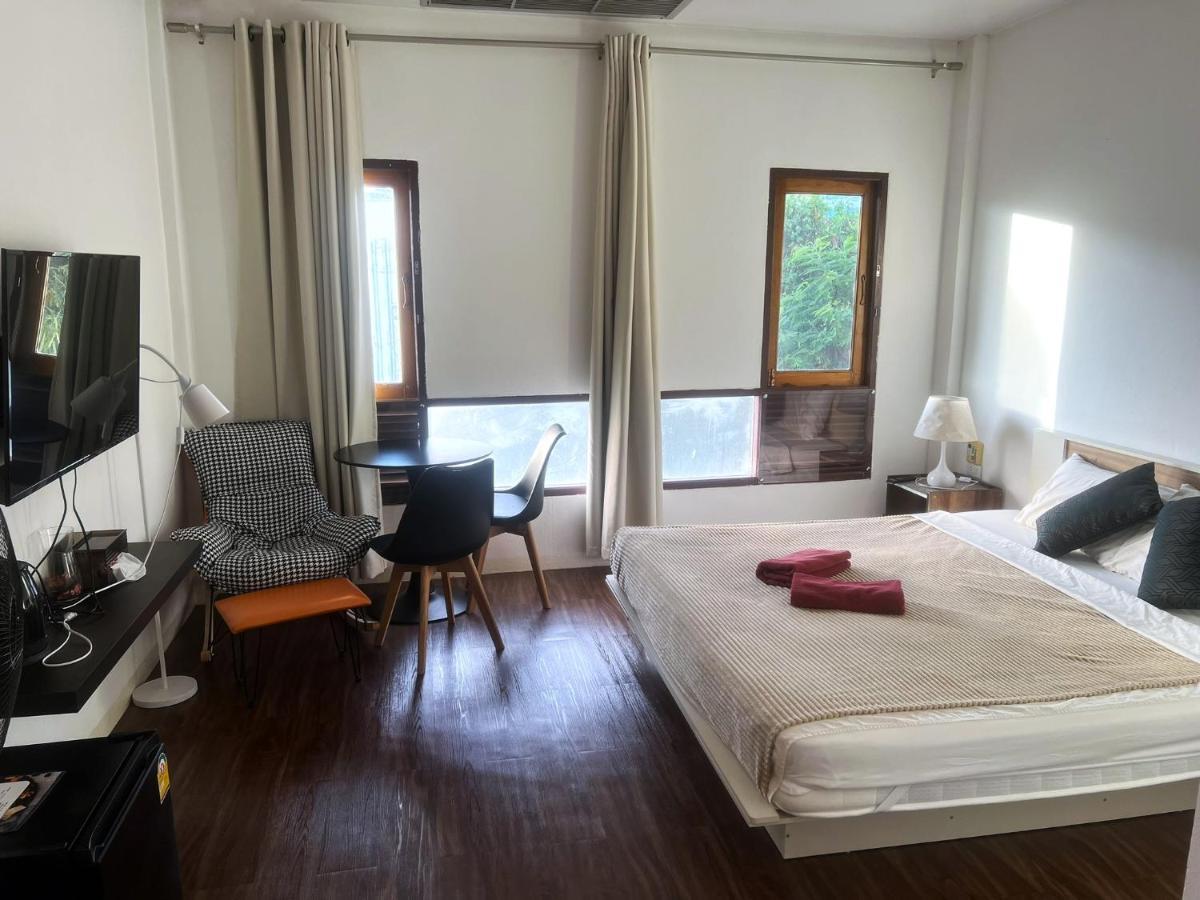 Centerpoint Hotel & Plaza Тонгсала Номер фото